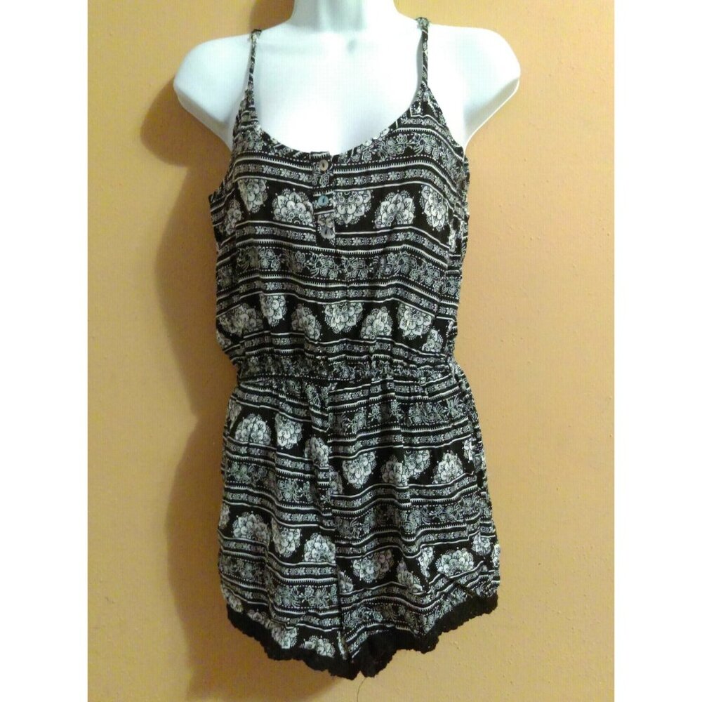 FCNY Fashion Black & White Printed Romper Adjustable Spaghetti Straps Medium M